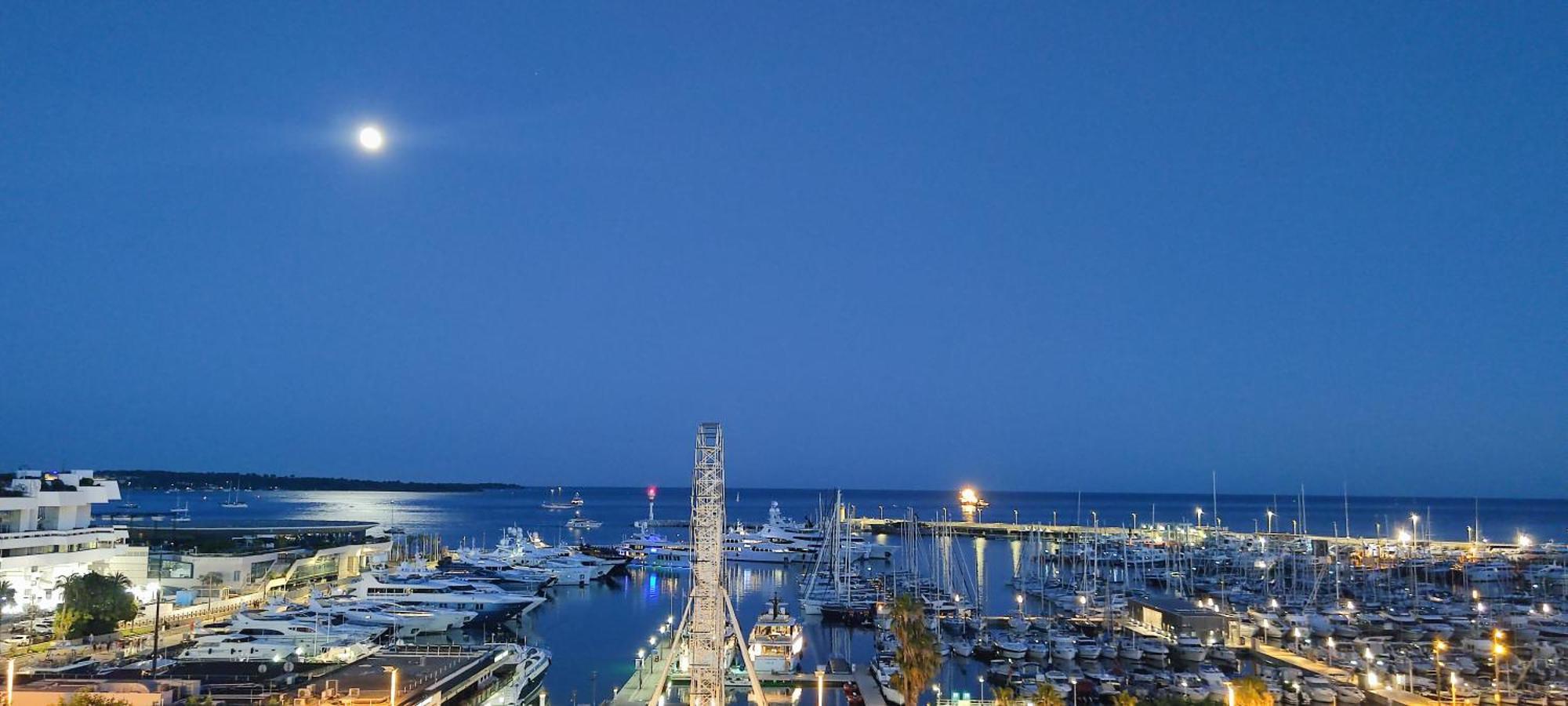 O Festival Palace, Terrace With Panoramic Sea View Cannes Eksteriør billede